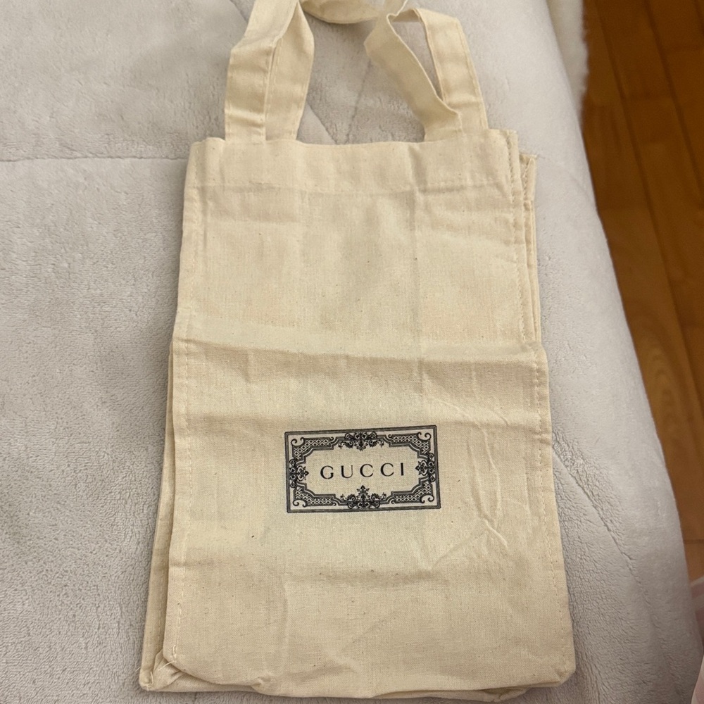 Gucci Beige Canvas Logo Tote